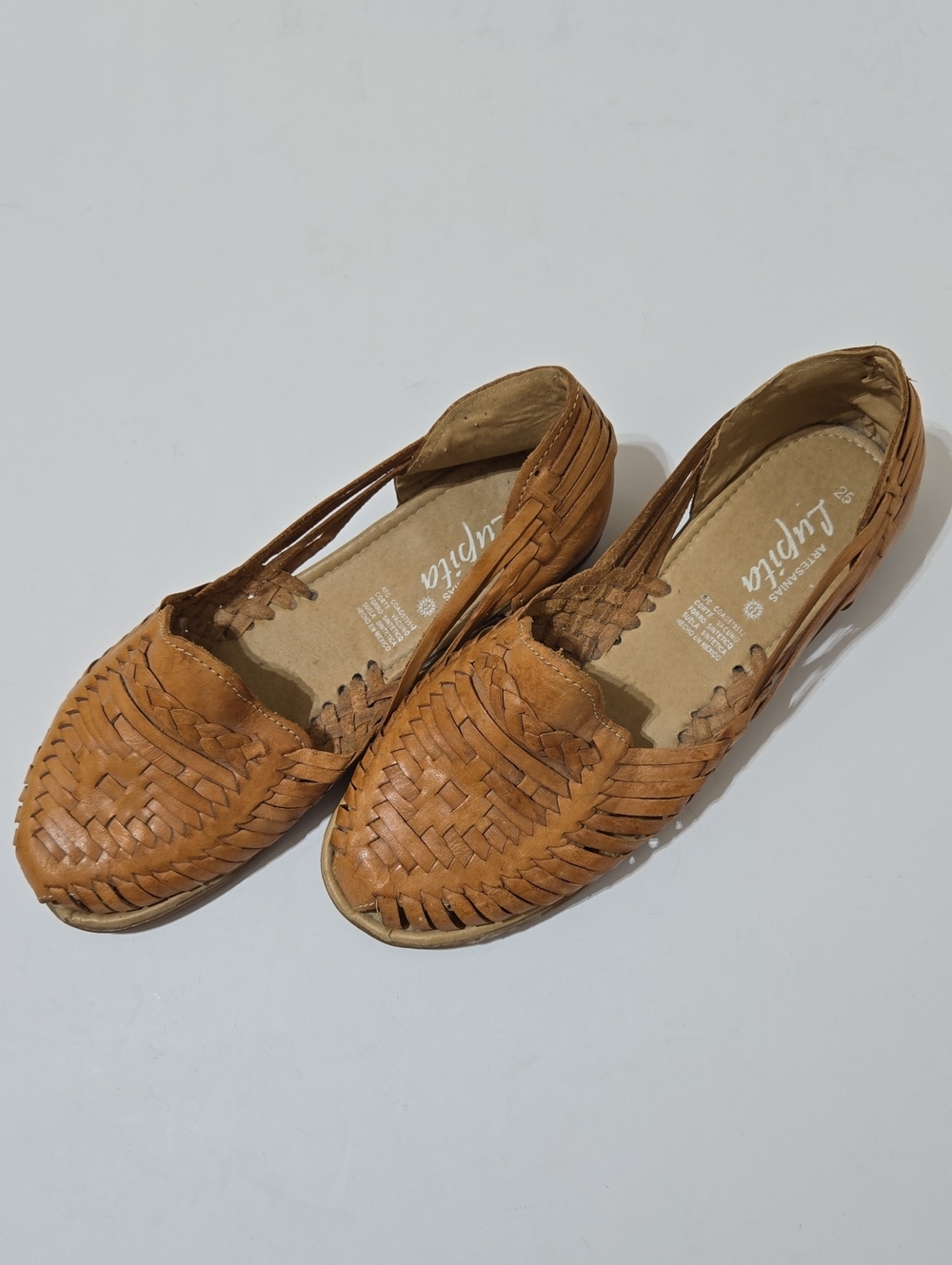 Artesanias Lupita Woven Huarache Sandals